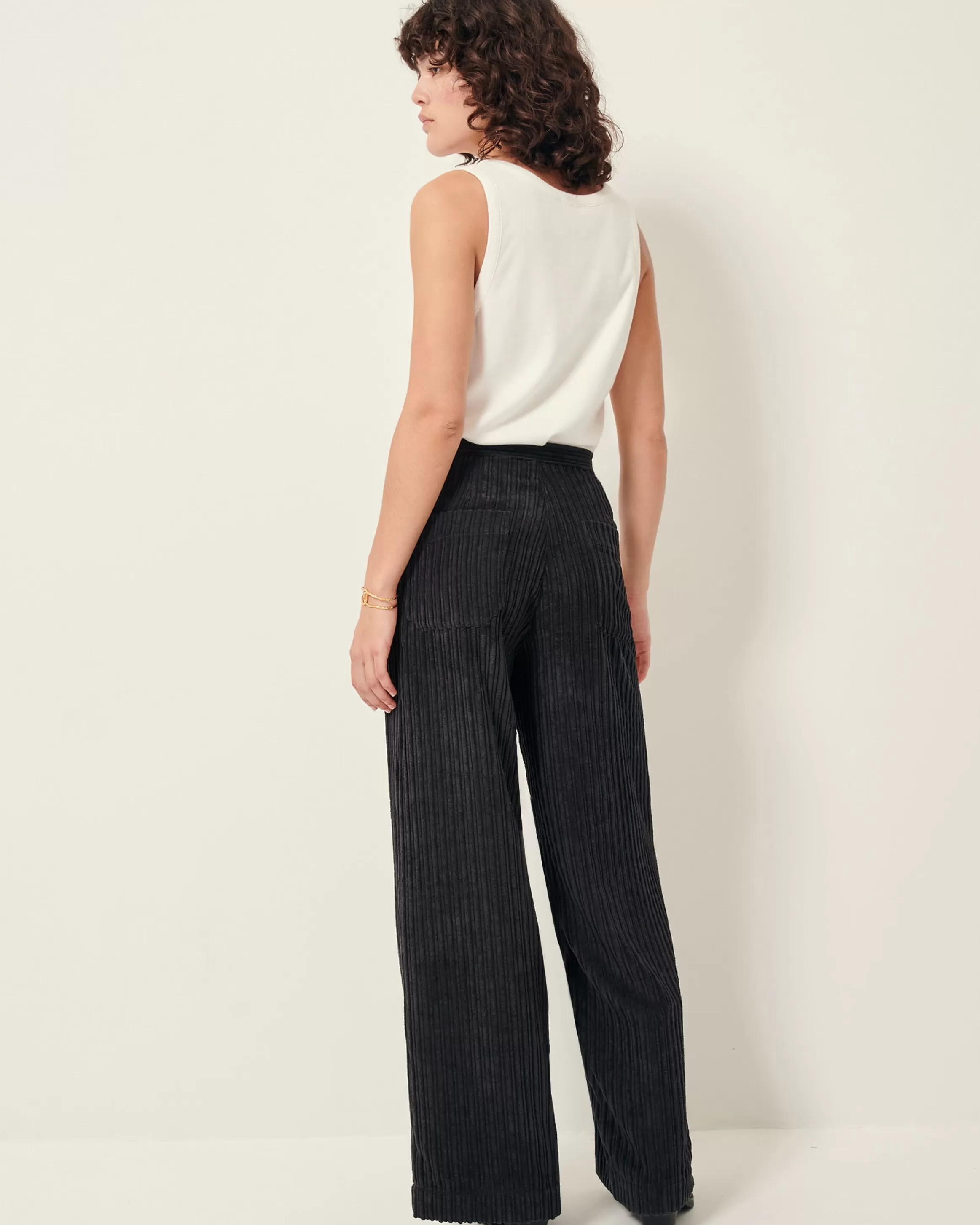 cap_east_23192.webp Sessùn Cap east