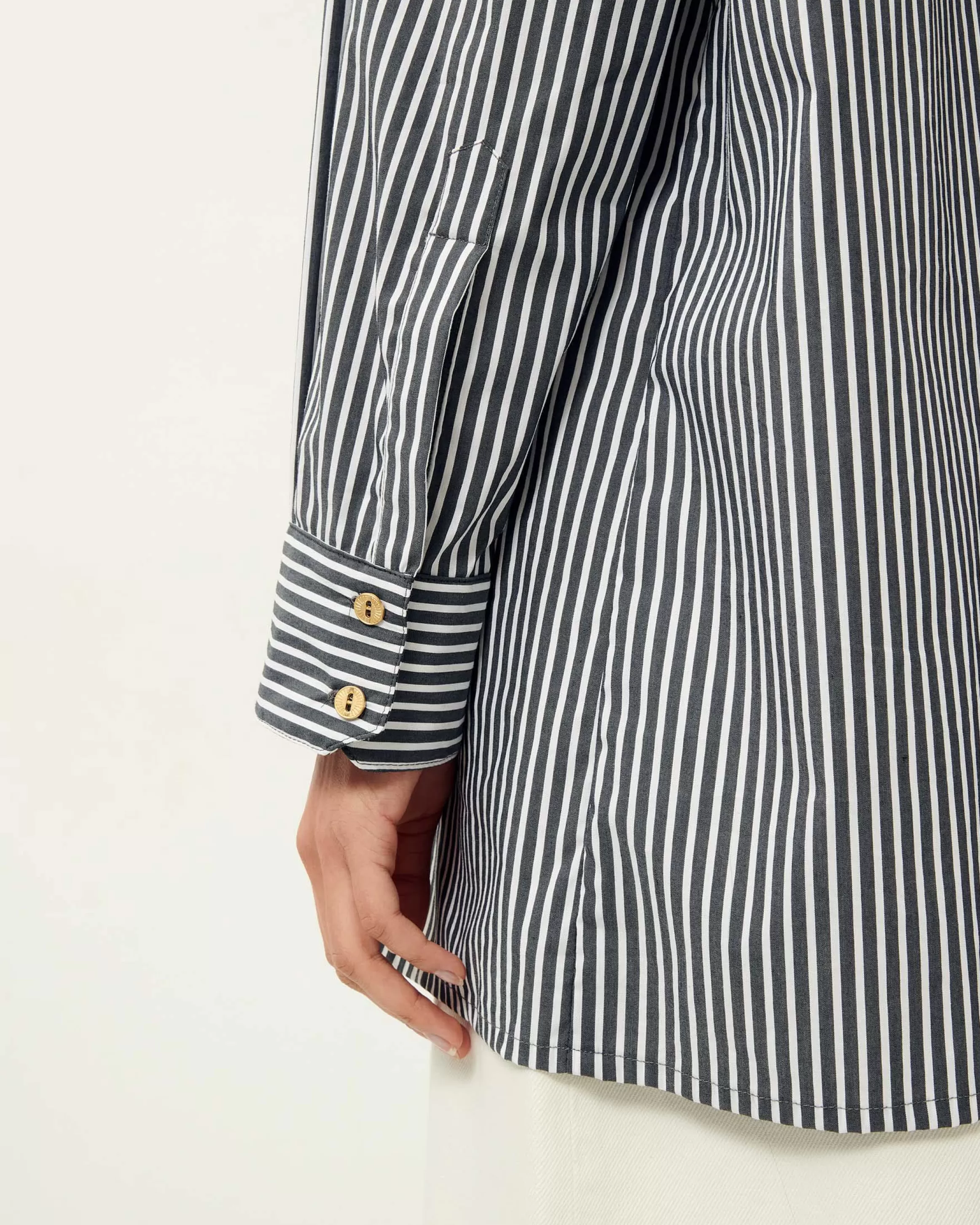 emita_25419.webp Sessùn Emita