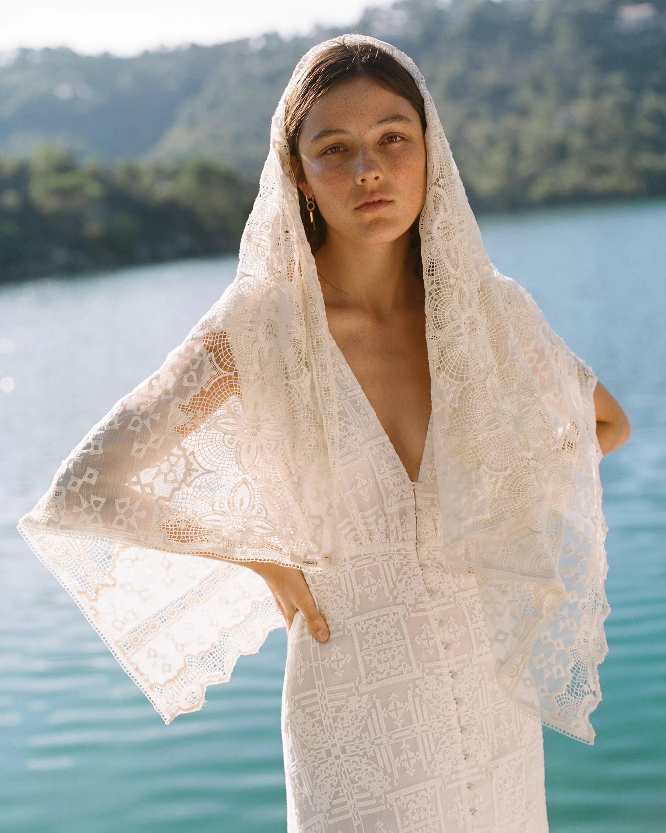 lovely_20090.webp Sessùn Lovely