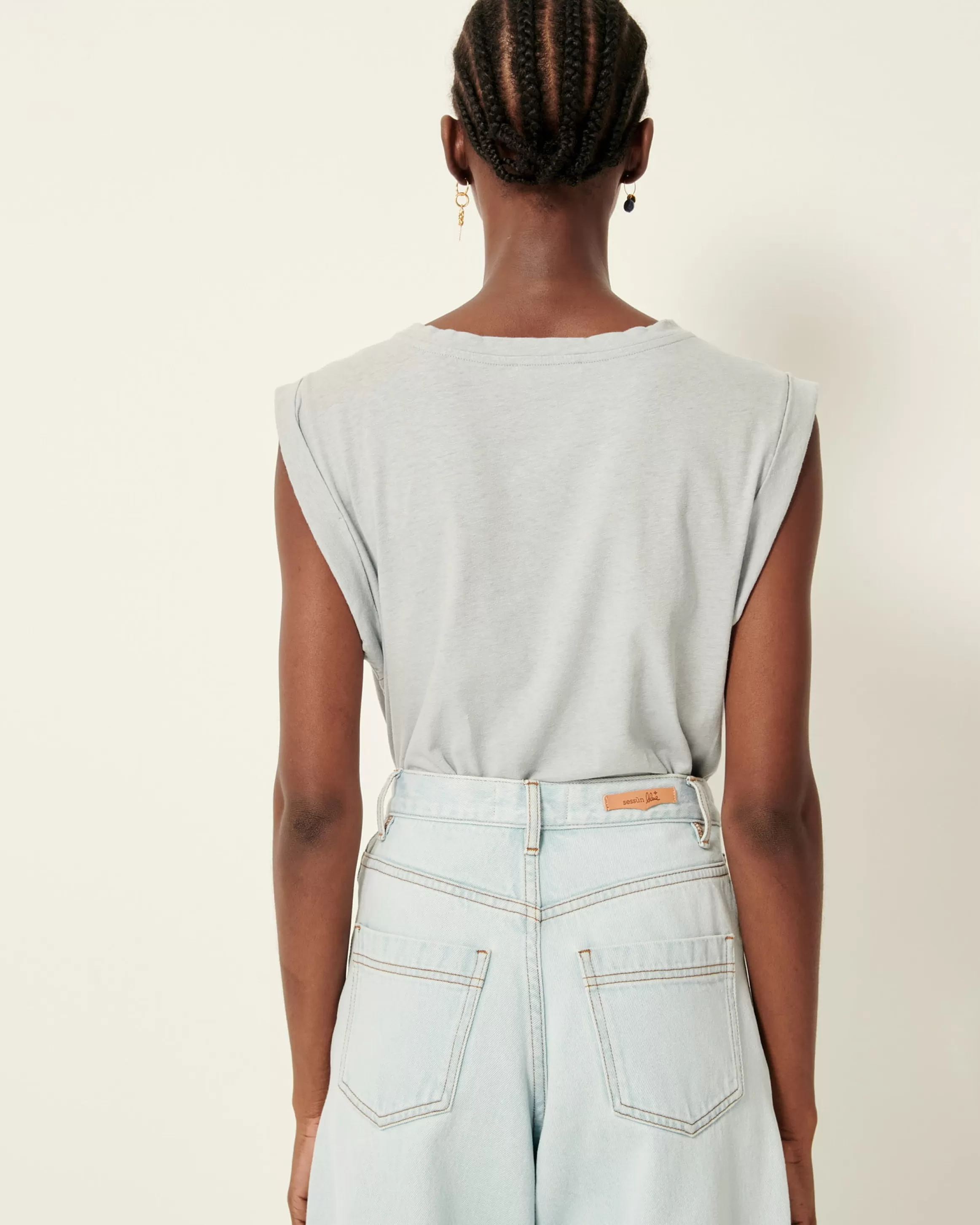 oyo_20368.webp Sessùn Oyo