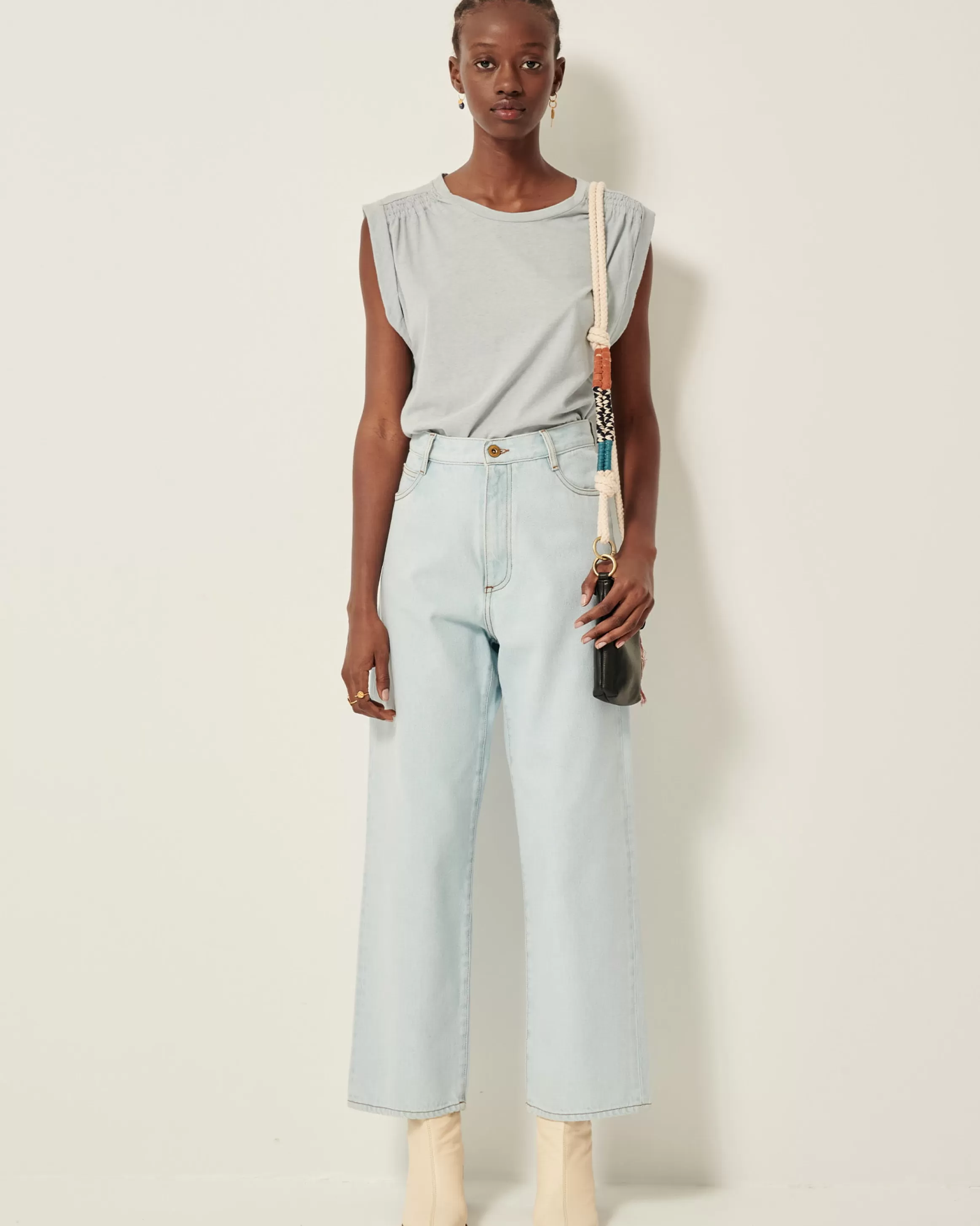 oyo_24529.webp Sessùn Oyo