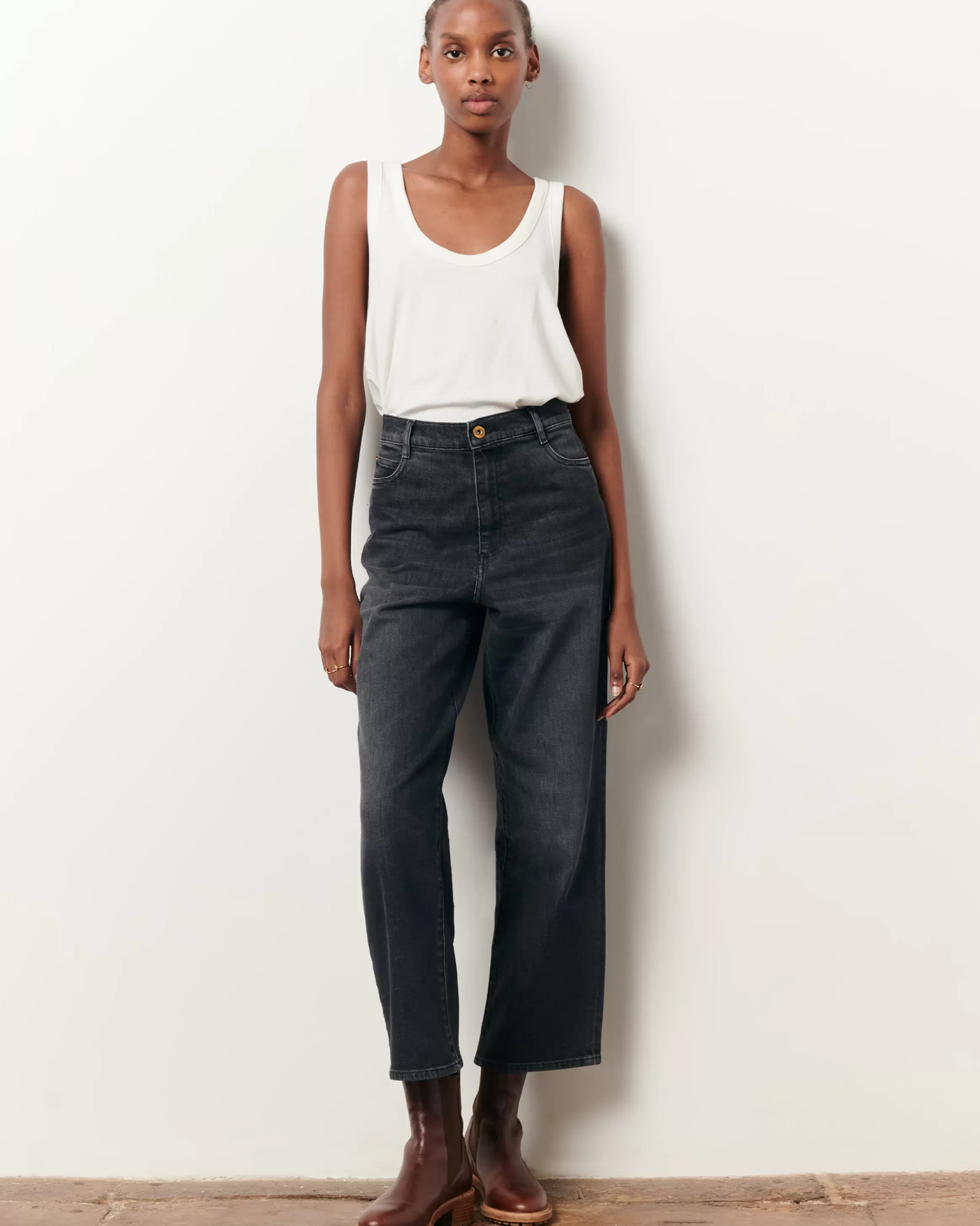 pierce_22386.webp Sessùn Pierce